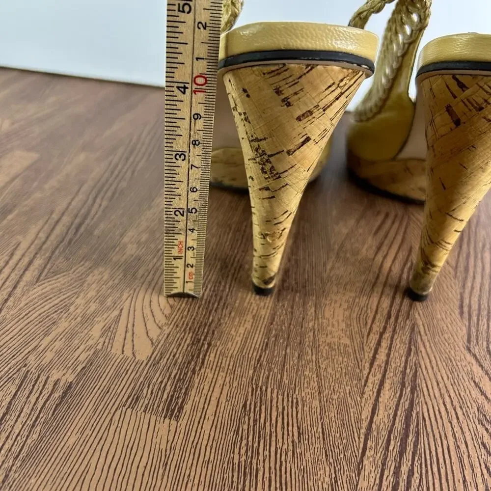 House of Deréon Tan Leather Woven Platform Heels Size 10